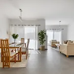 Kastalia Springs 3bd Viilla In Peiya By Vichy Holidays *