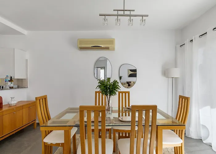 Kastalia Springs 3bd Viilla In Peiya By Vichy Holidays וילה