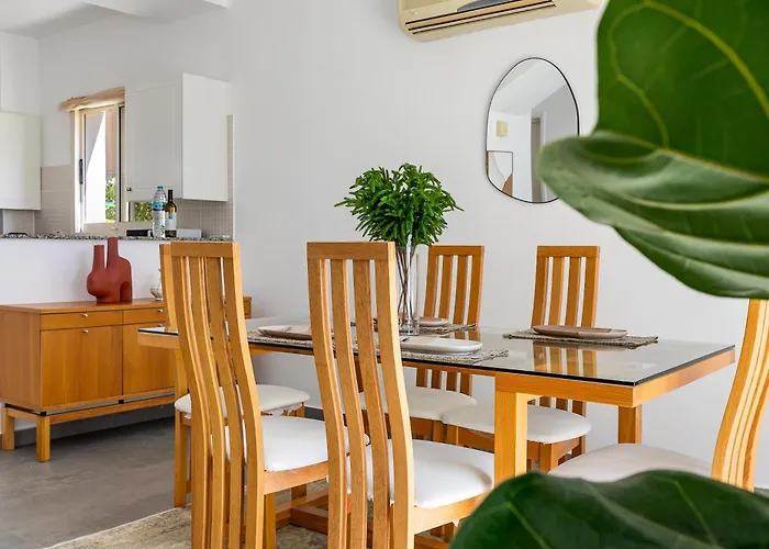 וילה Kastalia Springs 3bd Viilla In Peiya By Vichy Holidays פאפוס