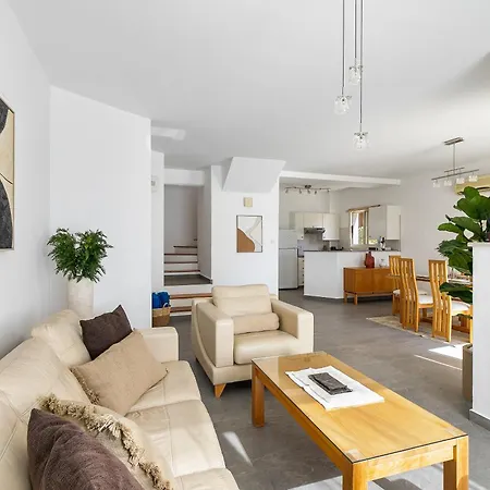 Kastalia Springs 3bd Viilla In Peiya By Vichy Holidays Paphos