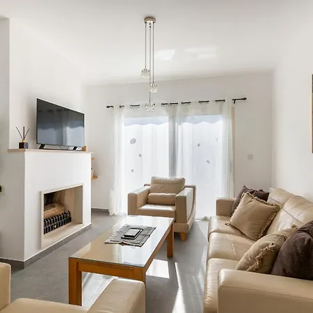 Kastalia Springs 3bd Viilla In Peiya By Vichy Holidays