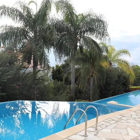 Kastalia Springs 3bd Viilla In Peiya By Vichy Holidays