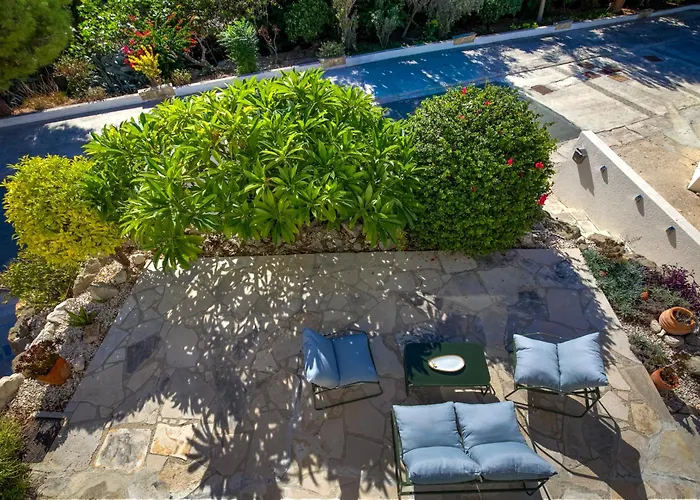 Villa Kastalia Springs 3bd Viilla In Peiya By Vichy Holidays