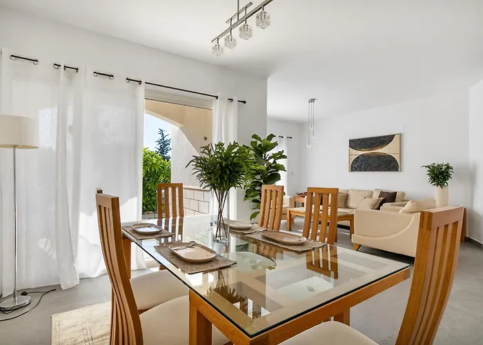 Kastalia Springs 3bd Viilla In Peiya By Vichy Holidays