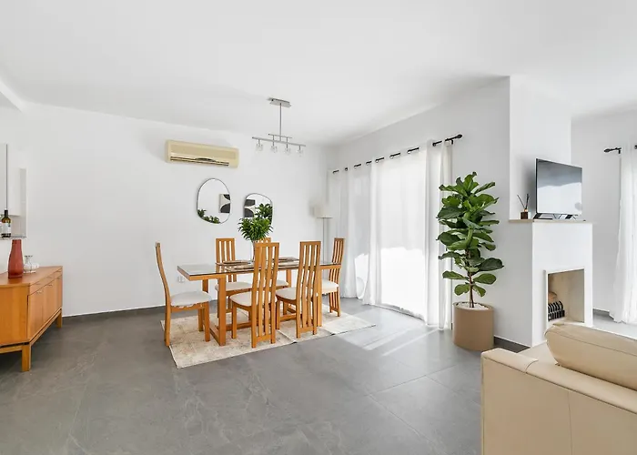 Вилла Kastalia Springs 3bd Viilla In Peiya By Vichy Holidays *